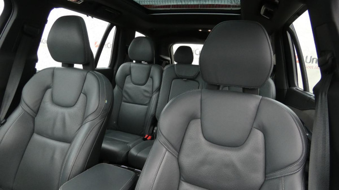 Volvo XC90 B5 AWD benzin Inscription Auto na operativní leasing