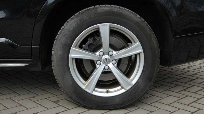 Volvo XC90 B5 AWD Core na operativní leasing