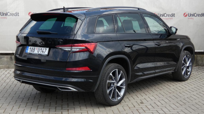 Škoda Kodiaq 2,0 TSI Sportline DSG 4x4 na operativní leasing