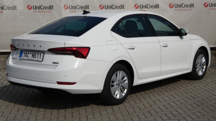 Škoda Octavia 1.5 TSI DSG Ambition na operativní leasing
