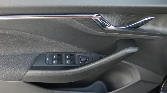 Škoda Scala 1.0 TSI Style DSG na operativní leasing