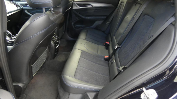 BMW X4 xDrive 20i M Sport na operativní leasing