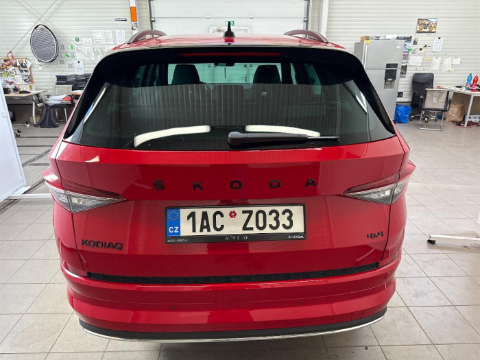 Škoda Kodiaq 2,0 TSI Sportline DSG 4x4 na operativní leasing