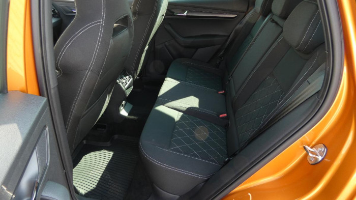 Škoda Karoq 1,5 TSI Sportline na operativní leasing