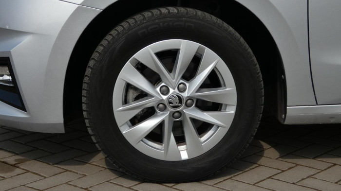 Škoda Fabia 1.0 TSi DSG Top Selection na operativní leasing