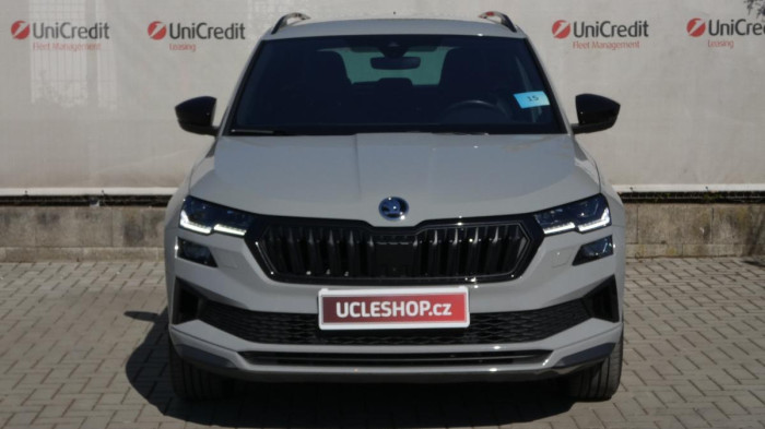 Škoda Karoq 1,5 TSI DSG Sportline na operativní leasing