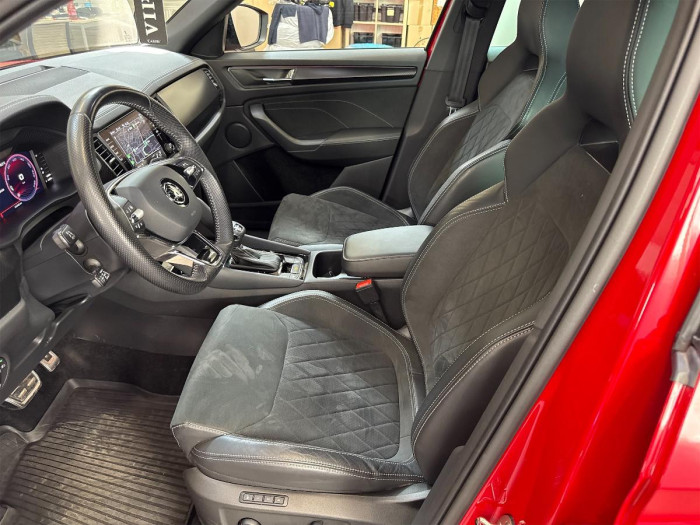 Škoda Kodiaq 2,0 TSI Sportline DSG 4x4 na operativní leasing