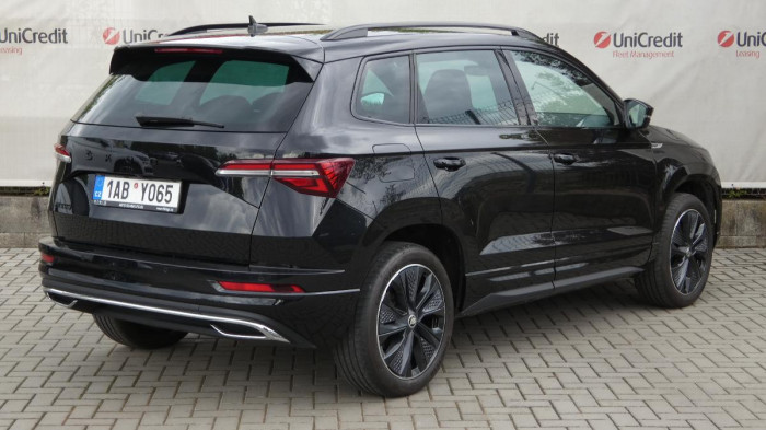 Škoda Karoq 1,5 TSI DSG Sportline na operativní leasing