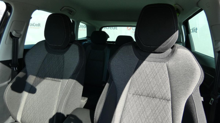 Škoda Karoq 1,5 TSI DSG Style na operativní leasing