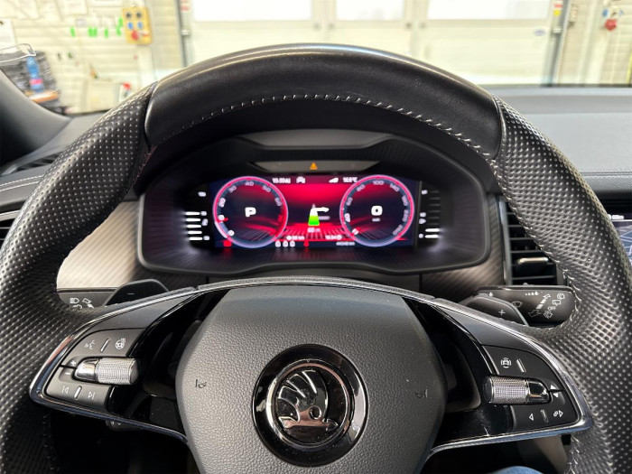 Škoda Kodiaq 2,0 TSI Sportline DSG 4x4 na operativní leasing