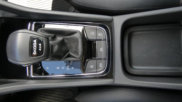 Škoda Kodiaq 2.0 TDI 110 kW L&K 4x4 DSG na operativní leasing