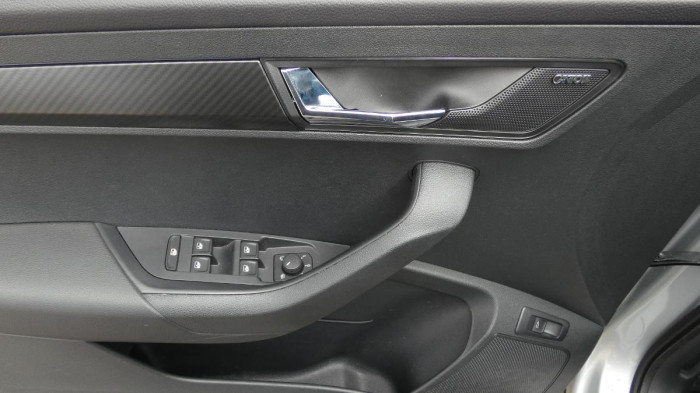 Škoda Karoq 1,5 TSI Sportline DSG na operativní leasing