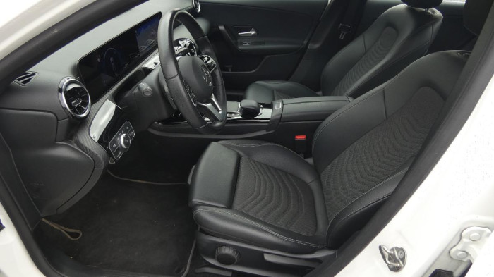 Mercedes-Benz Třídy A 180d na operativní leasing