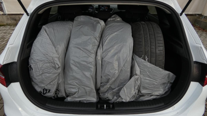 Kia Ceed 1.5 T-GDI 118kW Exclusive Auto na operativní leasing