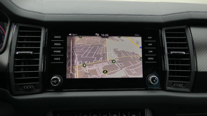 Škoda Kodiaq 2,0 TSI Sportline DSG 4x4 na operativní leasing