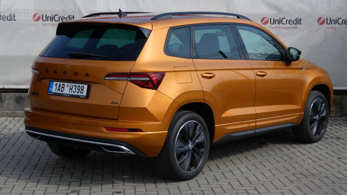 Škoda Karoq 1,5 TSI Sportline na operativní leasing