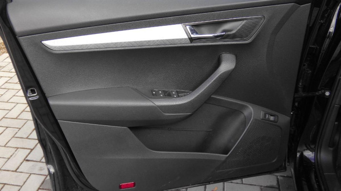 Škoda Karoq 1,5 TSI Ambition DSG na operativní leasing