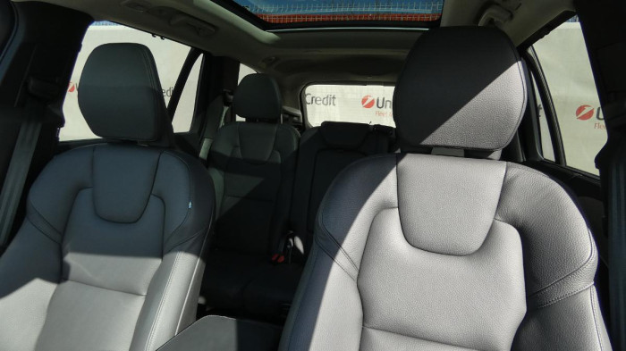 Volvo XC90 B5 AWD Plus Bright 7 míst na operativní leasing