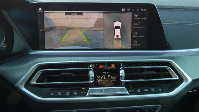 BMW X5 xDrive 40i M Sport na operativní leasing