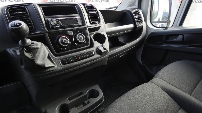 Mercedes-Benz Třídy V 300d AMG 9G Tronic na operativní leasing