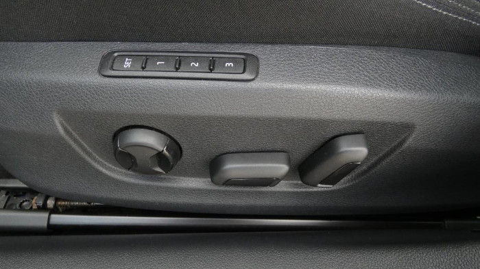 BMW X3 20d xDrive na operativní leasing