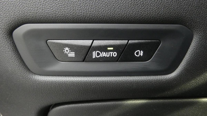 BMW X5 xDrive 40i M Sport na operativní leasing