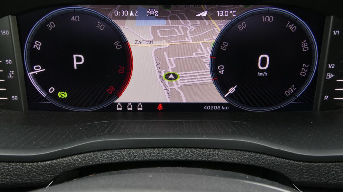 Škoda Karoq 1,5 TSI DSG Style na operativní leasing