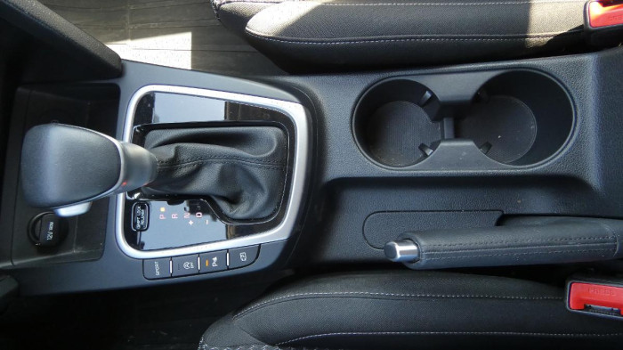 Kia Ceed 1.5 T-GDI 118kW TOP SW DCT na operativní leasing