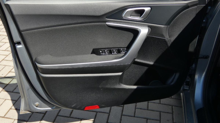 Kia Ceed 1.5 T-GDI 118kW TOP SW DCT na operativní leasing