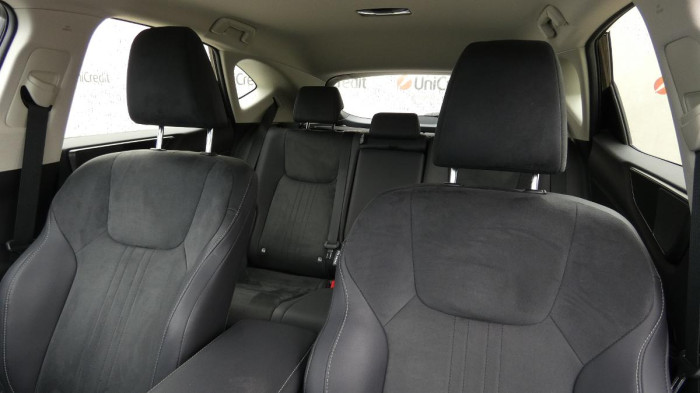 Lexus NX 350h 2.5 E-CVT Comfort Top na operativní leasing