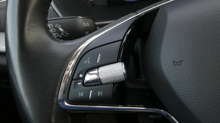 Škoda Octavia Combi 1,5 TSI Style na operativní leasing