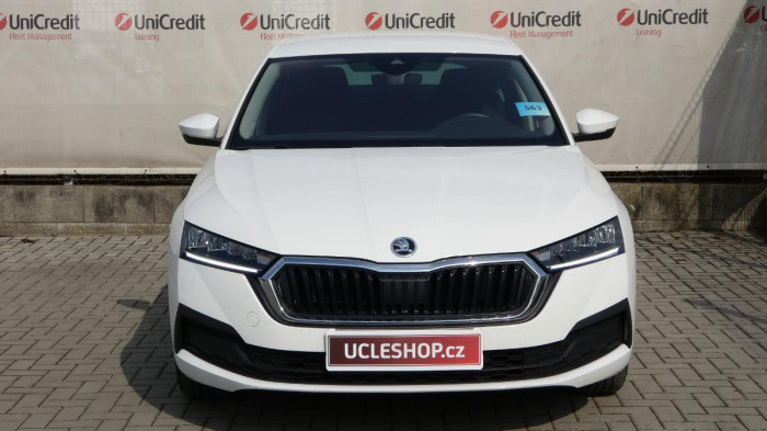Škoda Octavia 1.5 TSI DSG Ambition na operativní leasing
