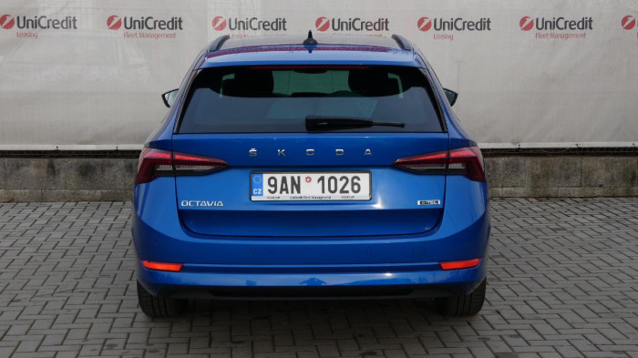 Škoda Octavia Combi 1.5 TSI 110kW DSG Ambiti na operativní leasing