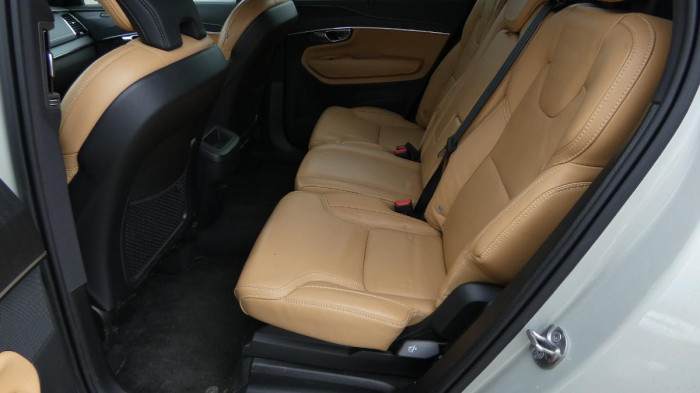 Volvo XC90 B6 AWD INSCRIPTION na operativní leasing