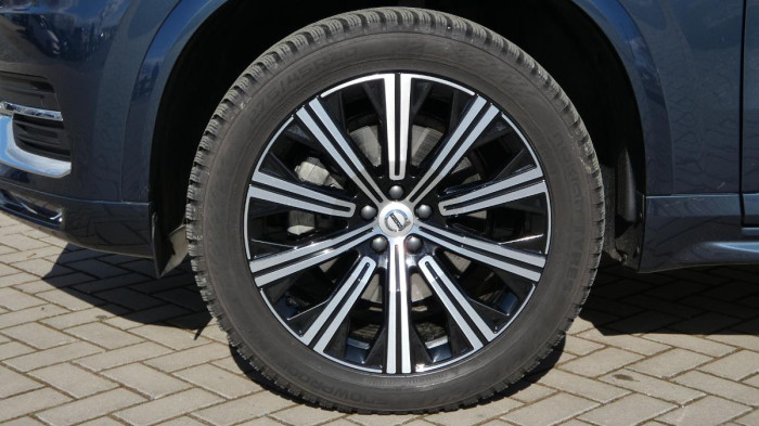 Volvo XC90 B5 AWD Plus Bright 7 míst na operativní leasing