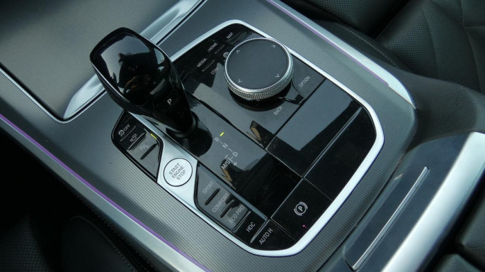 BMW X5 xDrive 40i M Sport na operativní leasing