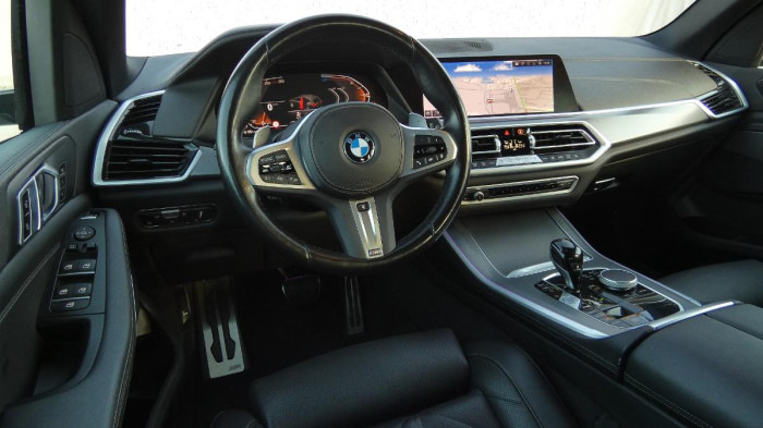 BMW X5 xDrive 40i M Sport na operativní leasing
