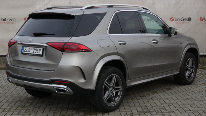 Volvo XC40 B3 PLUS DARK DCT na operativní leasing