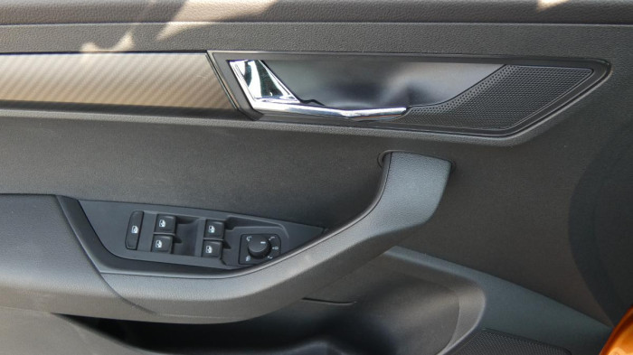 Škoda Karoq 1,5 TSI Sportline na operativní leasing