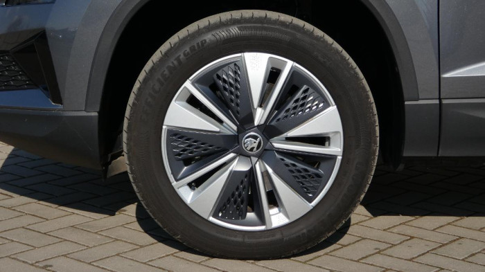 Škoda Karoq 1,5 TSI DSG Style na operativní leasing