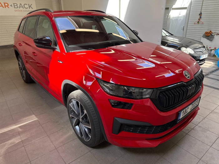 Škoda Kodiaq 2,0 TSI Sportline DSG 4x4 na operativní leasing