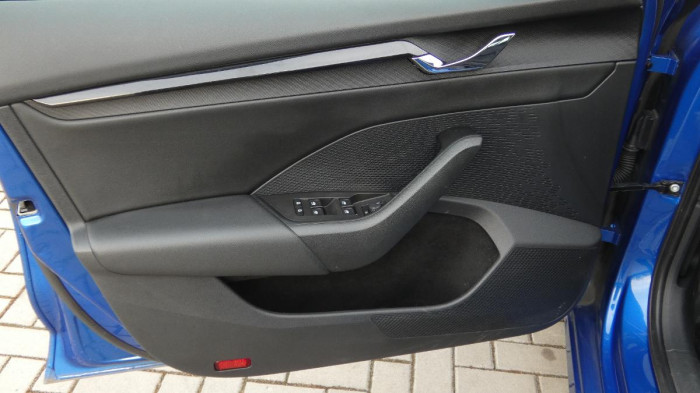 Škoda Octavia Combi 1.5 TSI 110kW DSG Ambiti na operativní leasing