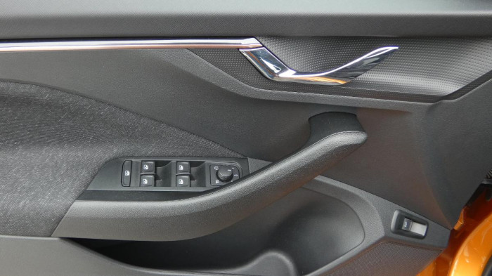 Škoda Kamiq 1,5 TSI DSG Style na operativní leasing