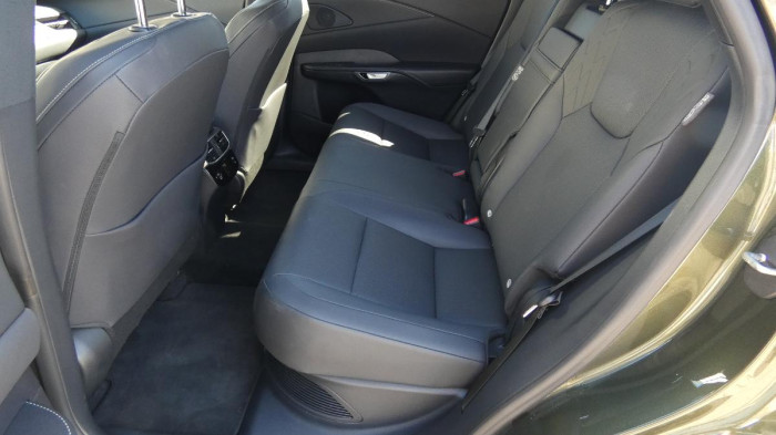 Lexus RX 350h 2.5 HEV 4x4 E-Four e-CVT Comfo na operativní leasing