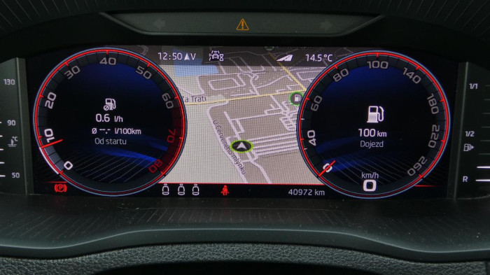 Škoda Karoq 1,5 TSI Sportline na operativní leasing