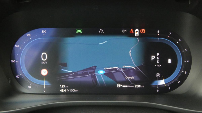 Volvo XC40 B3 Core DCT na operativní leasing