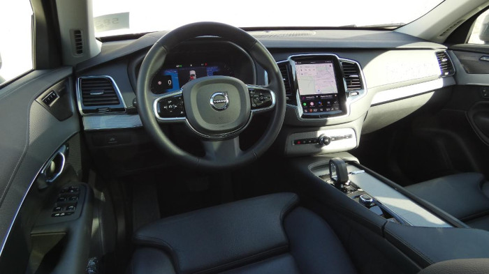 Volvo XC90 B5 AWD Plus Bright 7 míst na operativní leasing