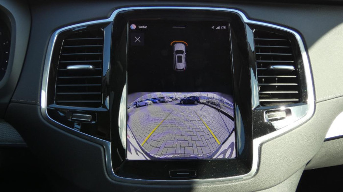 Volvo XC90 B5 AWD Plus Bright 7 míst na operativní leasing