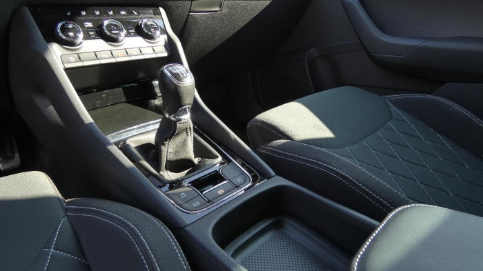 Škoda Karoq 1,5 TSI Sportline na operativní leasing