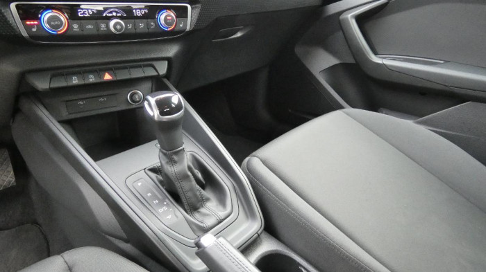 Audi A1 Sportback 30 TFSI Advanced S t na operativní leasing